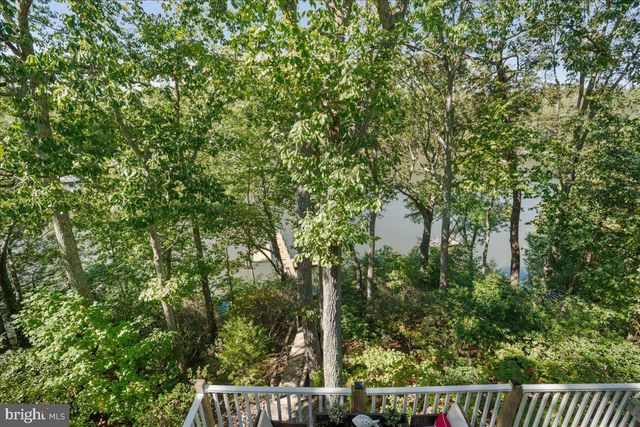 219 CALVERT DR, Lusby, MD 20657