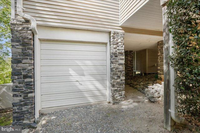 219 CALVERT DR, Lusby, MD 20657