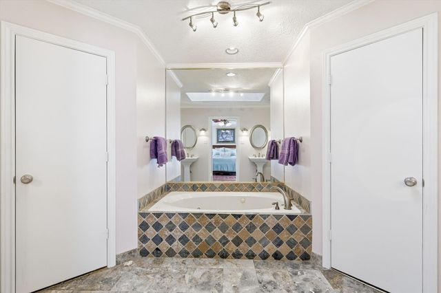 3233 High Meadow Drive, Grapevine, TX 76051