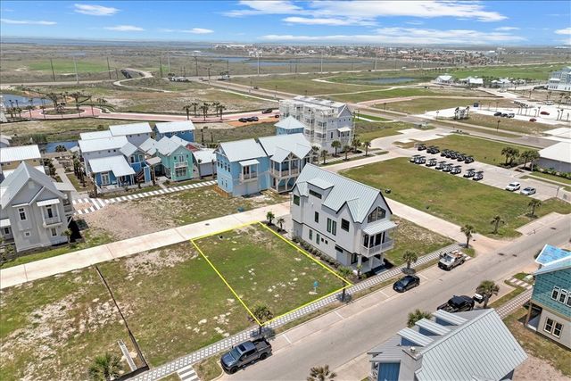 509 Sunrise Ave, Port Aransas, TX 78373