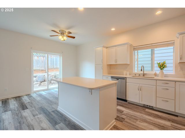 2654 Ne 87TH Ave, Vancouver, WA 98662