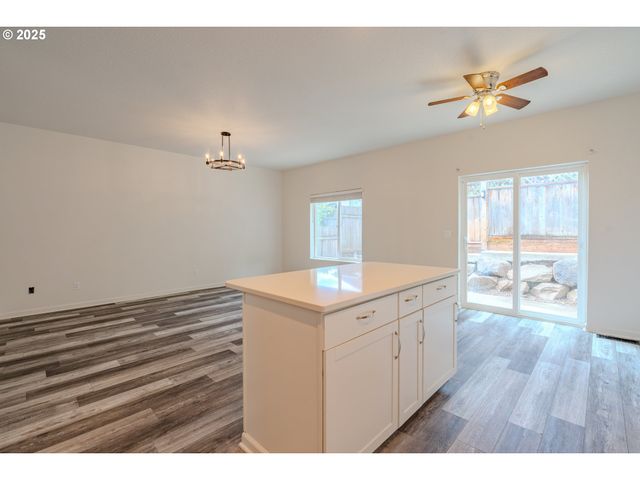 2654 Ne 87TH Ave, Vancouver, WA 98662
