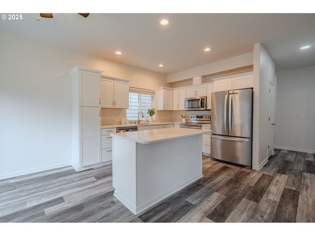 2654 Ne 87TH Ave, Vancouver, WA 98662