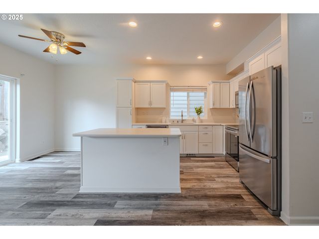 2654 Ne 87TH Ave, Vancouver, WA 98662