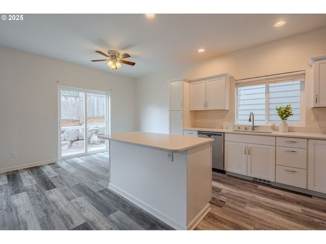 2654 Ne 87TH Ave, Vancouver, WA 98662