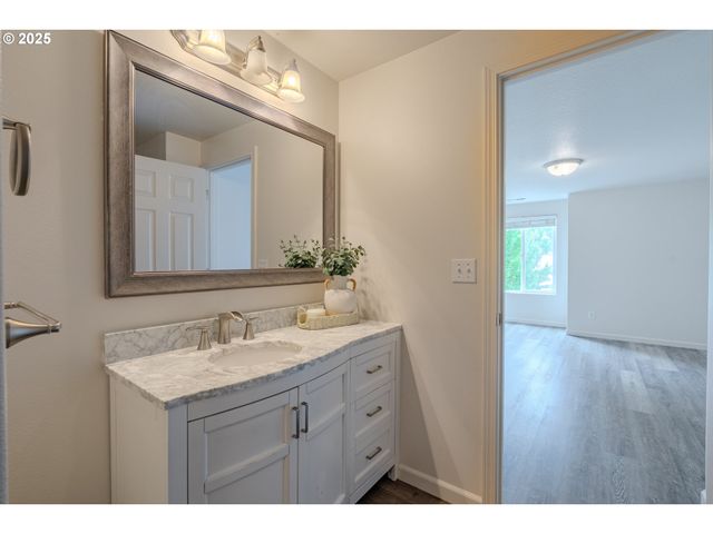 2654 Ne 87TH Ave, Vancouver, WA 98662