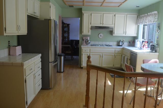 8392 Red Fox Way, Elk Grove, CA 95758