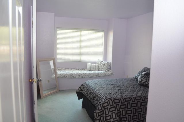 8392 Red Fox Way, Elk Grove, CA 95758