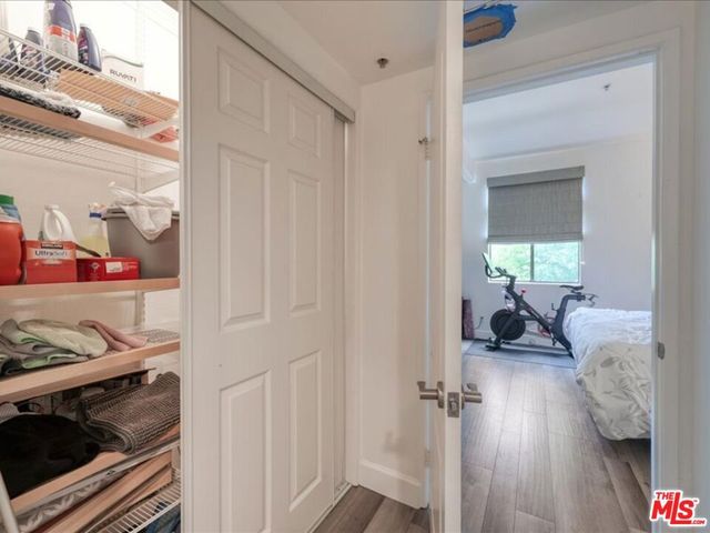 4477 Woodman Avenue 304, Sherman Oaks, CA 91423