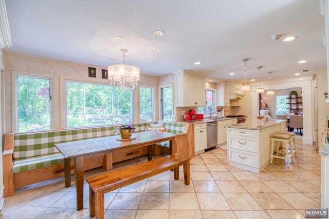 430 Anstatt Way, Haworth, NJ 07641