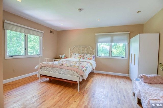 430 Anstatt Way, Haworth, NJ 07641