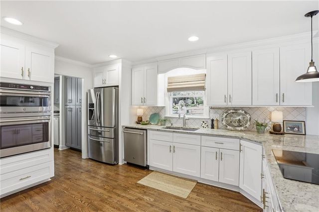 555 Allgood Road NE, Marietta, GA 30060