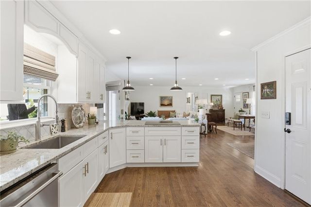 555 Allgood Road NE, Marietta, GA 30060