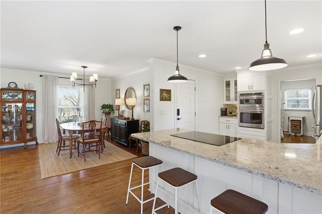 555 Allgood Road NE, Marietta, GA 30060