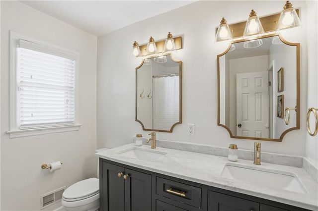 555 Allgood Road NE, Marietta, GA 30060