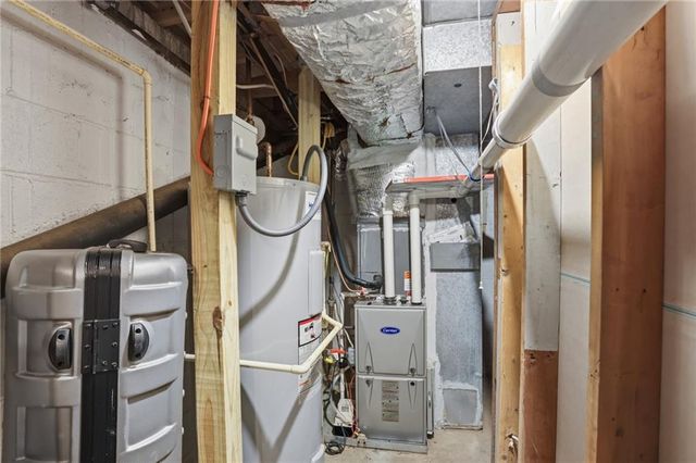 555 Allgood Road NE, Marietta, GA 30060