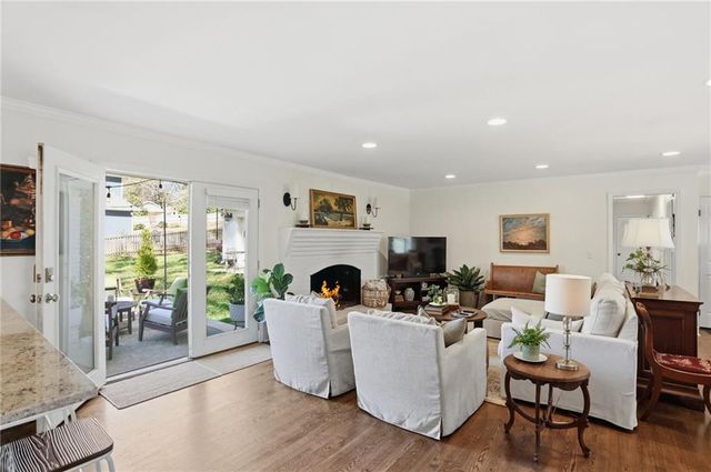 555 Allgood Road NE, Marietta, GA 30060