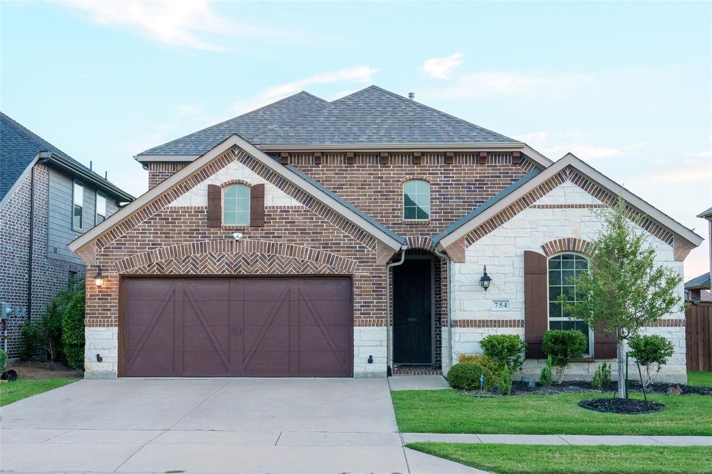754 Corner Post Path, Celina, TX 75009