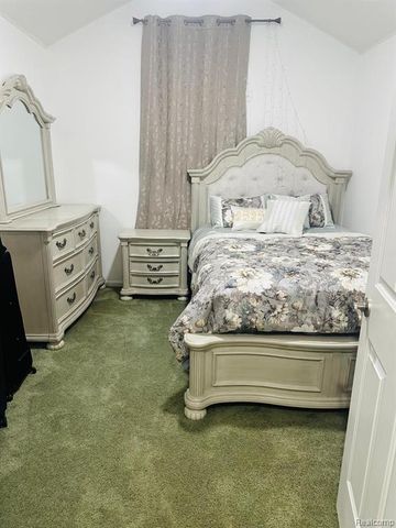 2216 Legacy Drive, Burton, MI 48519