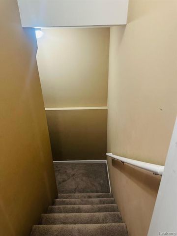 2216 Legacy Drive, Burton, MI 48519