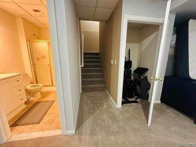 2216 Legacy Drive, Burton, MI 48519