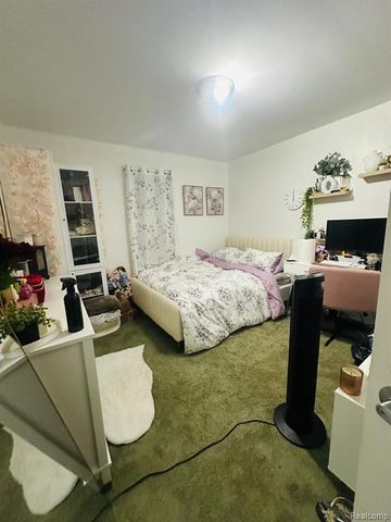 2216 Legacy Drive, Burton, MI 48519