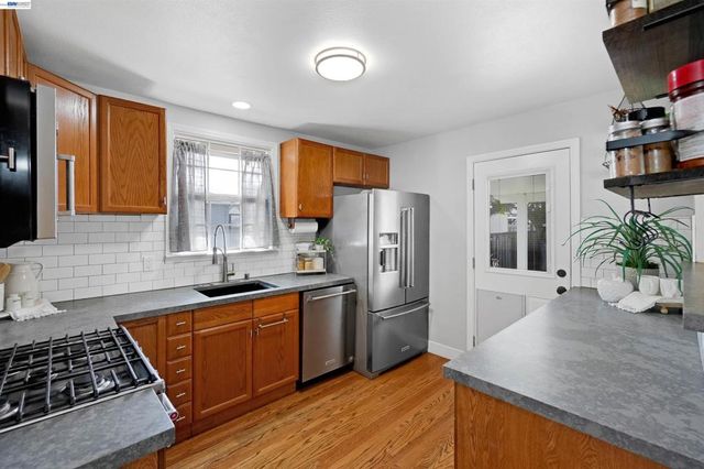 826 Hacienda Ave, San Lorenzo, CA 94580