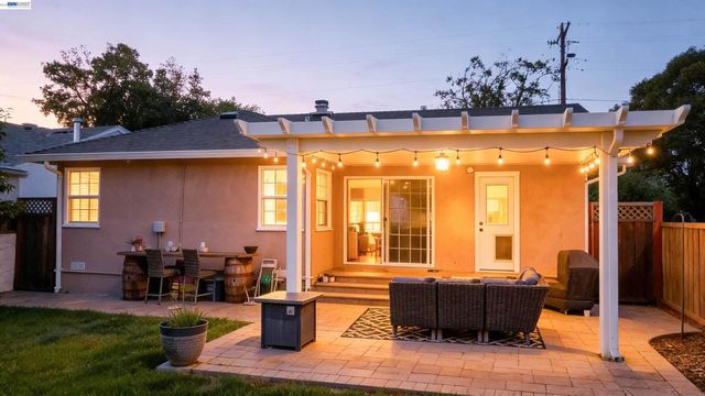 826 Hacienda Ave, San Lorenzo, CA 94580