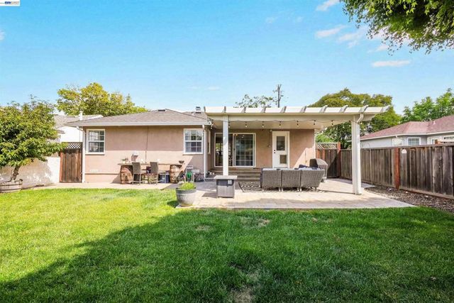 826 Hacienda Ave, San Lorenzo, CA 94580