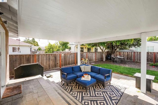 826 Hacienda Ave, San Lorenzo, CA 94580