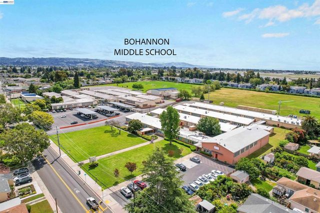826 Hacienda Ave, San Lorenzo, CA 94580
