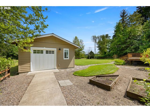 31050 Sw RIVERWOOD Dr, West Linn, OR 97068