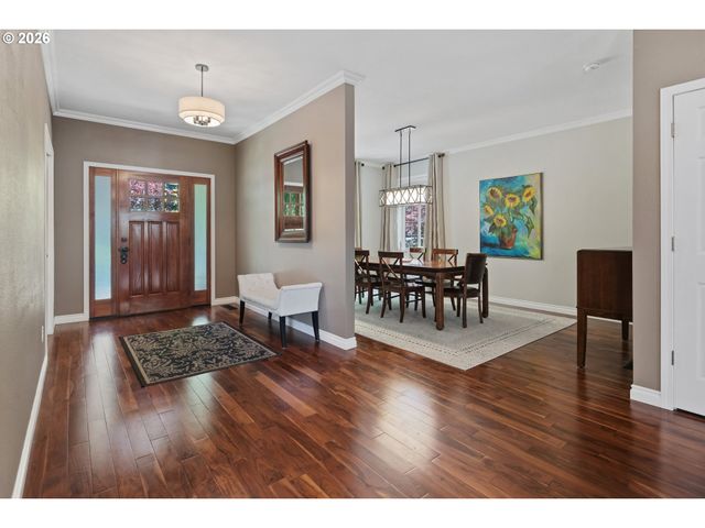 31050 Sw RIVERWOOD Dr, West Linn, OR 97068