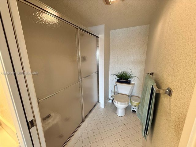571 SW 141st Ave 208N, Pembroke Pines, FL 33027