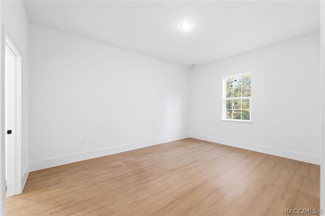 559 W Heronsbill Lane, Dunnellon, FL 34434