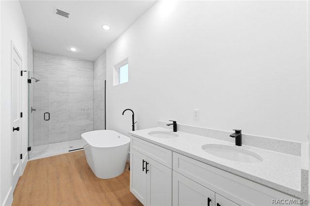 559 W Heronsbill Lane, Dunnellon, FL 34434