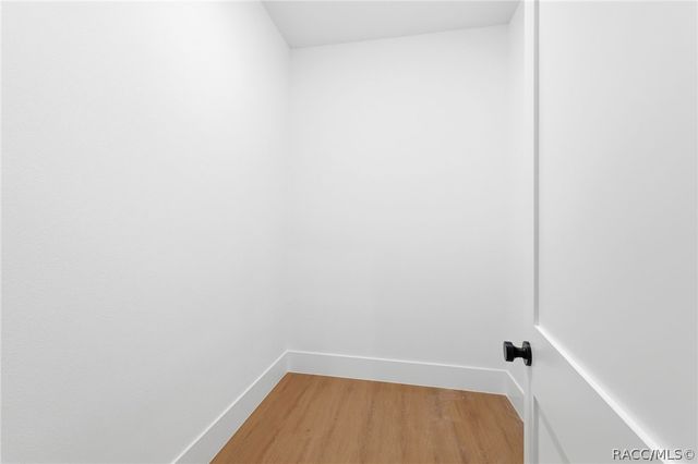 559 W Heronsbill Lane, Dunnellon, FL 34434