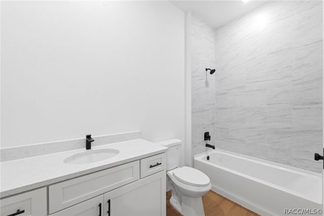 559 W Heronsbill Lane, Dunnellon, FL 34434