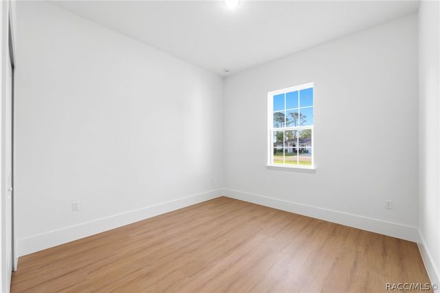 559 W Heronsbill Lane, Dunnellon, FL 34434