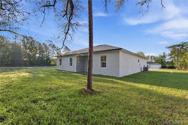 559 W Heronsbill Lane, Dunnellon, FL 34434
