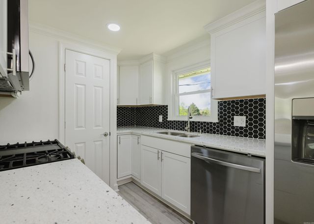 3612 Northlake Road, Alexander, AR 72002