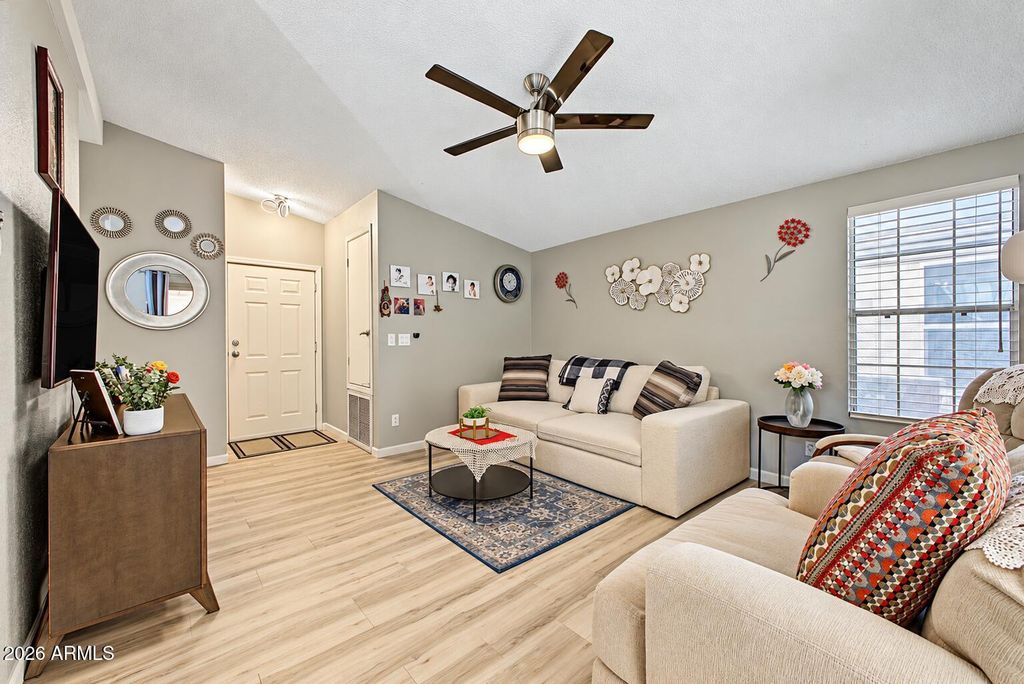 6225 S SAWGRASS Drive, Chandler, AZ 85249 — photo 2