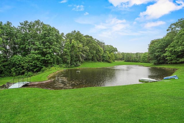 736 State Route 94 N, Warwick, NY 10990