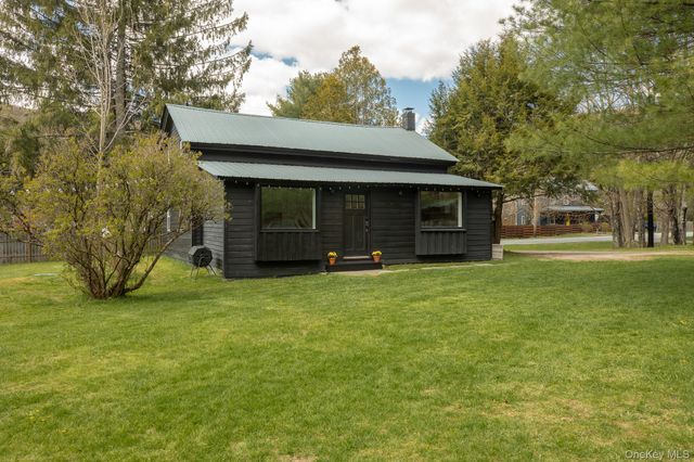 1462 Denning Road, Claryville, NY 12725