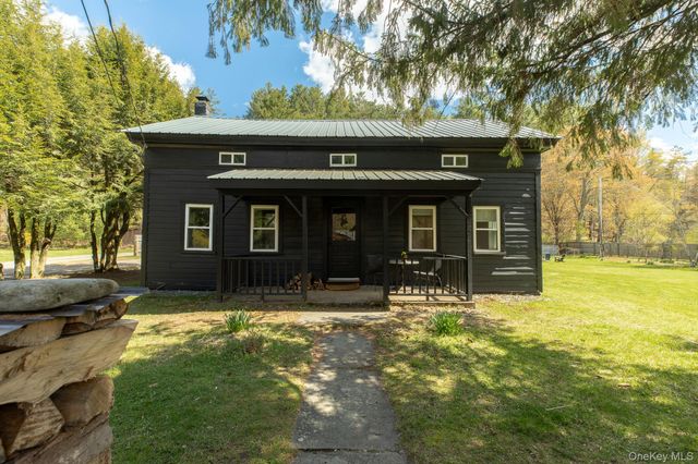 1462 Denning Road, Claryville, NY 12725