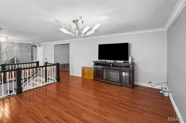 4712 Tonga Drive, St Louis, MO 63128