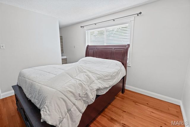 4712 Tonga Drive, St Louis, MO 63128