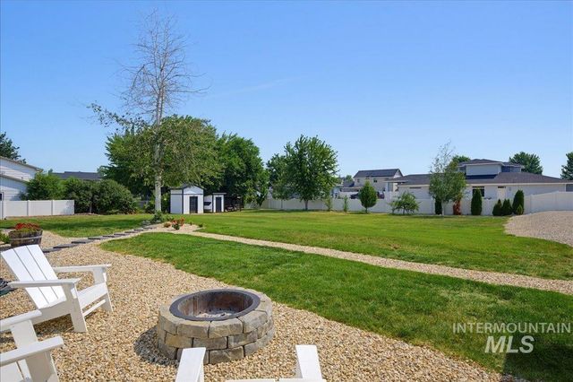 2480 S Cloverdale Rd, Boise, ID 83709
