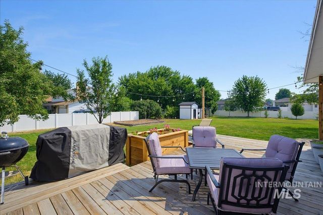 2480 S Cloverdale Rd, Boise, ID 83709