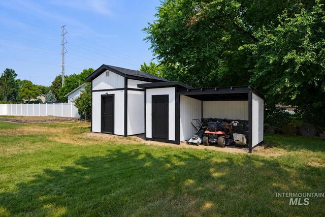 2480 S Cloverdale Rd, Boise, ID 83709